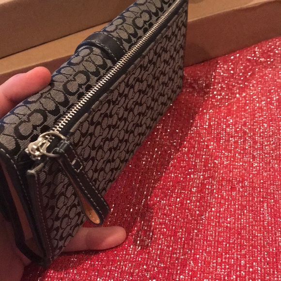 Coach wallet - Picture 8 of 8